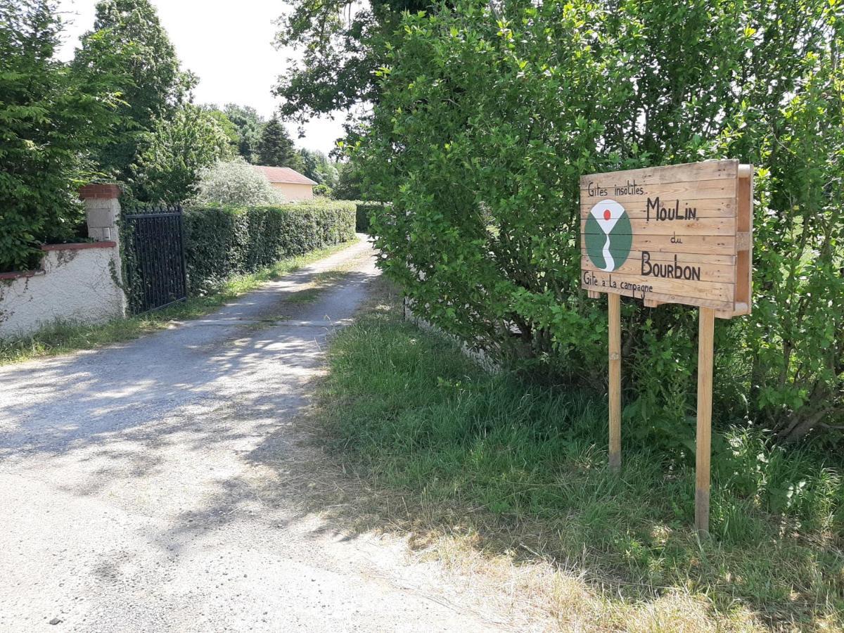 Gite A La Campagne Avec Piscine Biziat Zewnętrze zdjęcie